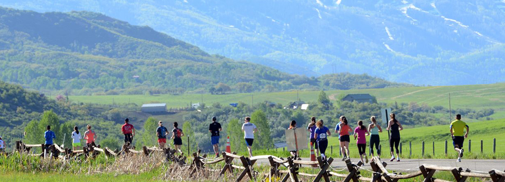 Runners in the Steamboat Marathon