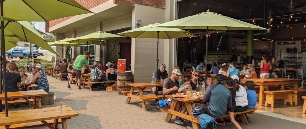 Mountain Tap outdoor patio